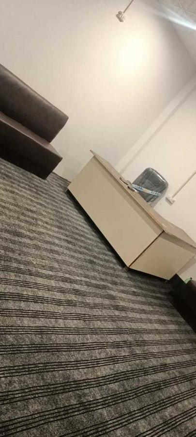 Oyo Golden Inn Hotel Meerut Extérieur photo